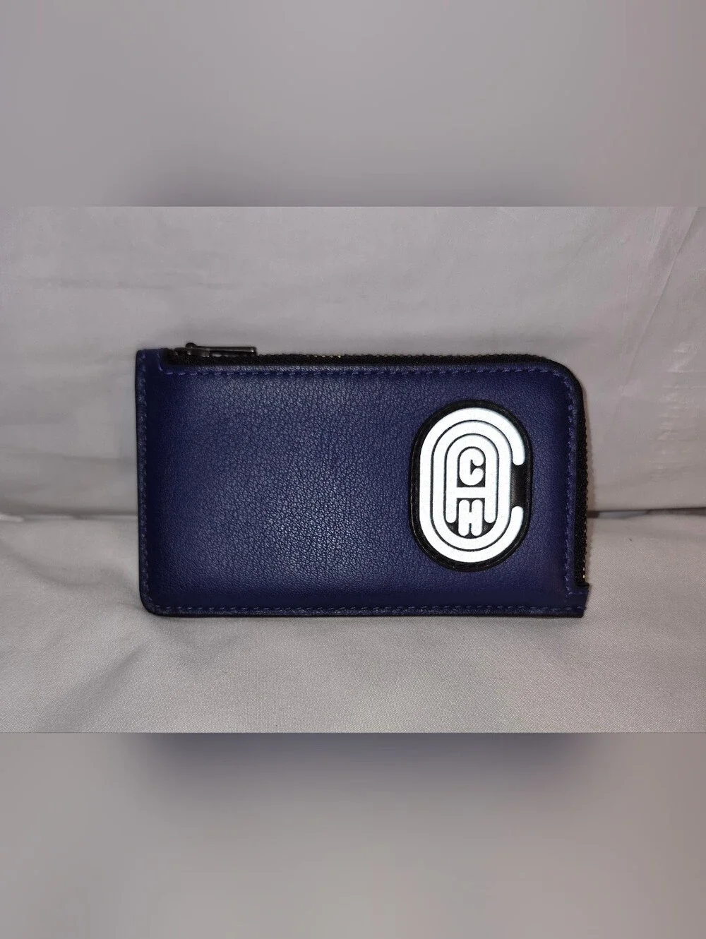 Coach L Zip Card Case NWOT